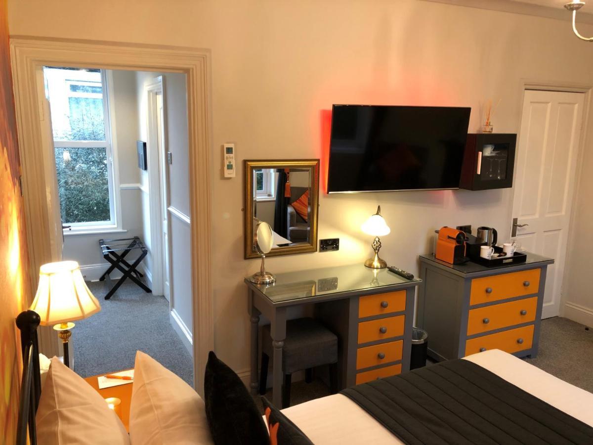 The 25 Boutique B&B - Adults Only Torquay Exterior photo